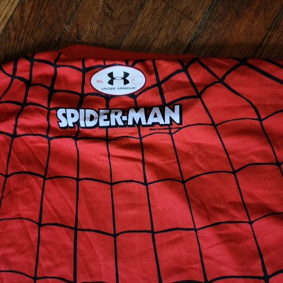 Under Armour Spiderman Shirt - Picture 4 of 5